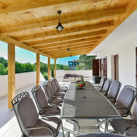 Mit Privatpool Fuer 12 Personen Ca 143 Qm In Bibinje, Dalmatien Zadar Und Umgebung * Bibinje