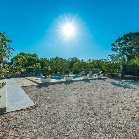 Holiday home Mit Privatpool Fuer 12 Personen Ca 143 Qm In Bibinje, Dalmatien Zadar Und Umgebung *
